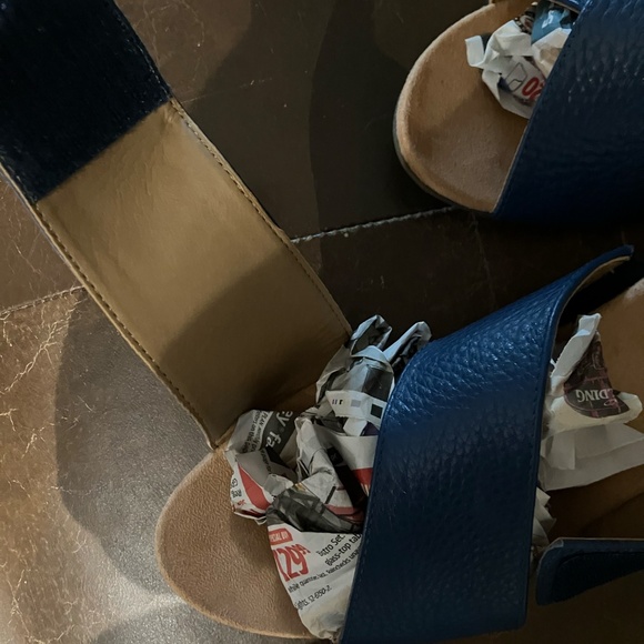 Vionic Leather Wedge Sandals - Leticia - Picture 9 of 9